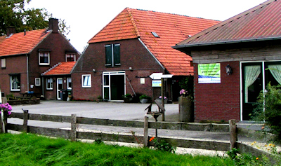 Boerderij De Henricushoeve - Beneden Leeuwen