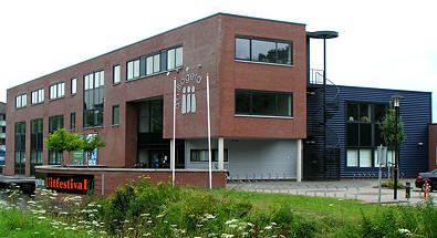 Cultureelcentrum D'n Bogerd, moet daarin het Agoratheater